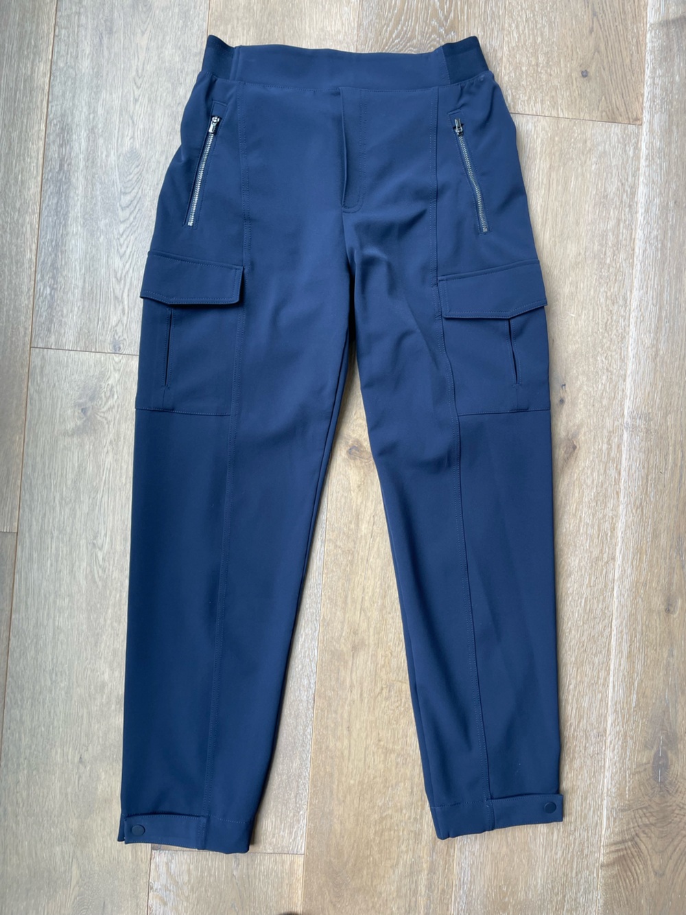 Athleta Navy Blue Activewear pants size 6